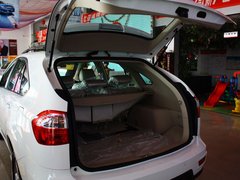 比亚迪S6 2013款 劲悦版 2.0L 手动 尊贵型 5座