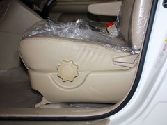 比亚迪S6 2013款 劲悦版 2.0L 手动 尊贵型 5座