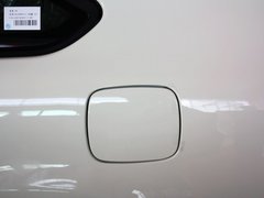 比亚迪S6 2013款 劲悦版 2.0L 手动 尊贵型 5座