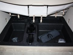 比亚迪S6 2013款 劲悦版 2.0L 手动 尊贵型 5座