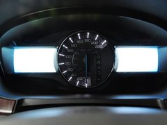 福特(进口)  2.0T 自动 方向盘后方仪表盘
