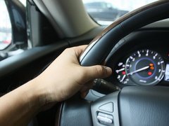 英菲尼迪QX 2013款 5.6L 自动 QX56 7座