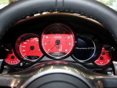 保时捷  panamera GTS 4.8AT 方向盘后方仪表盘