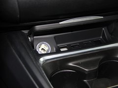 宝马3系 2013款 320Li 2.0T 风尚型