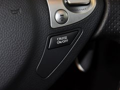 英菲尼迪FX 2013款 FX50 5.0L 自动 巅峰版 5座