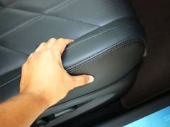 英菲尼迪FX 2013款 FX37 3.7L 自动 超越版 5座