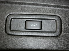 英菲尼迪FX 2013款 FX37 3.7L 自动 超越版 5座