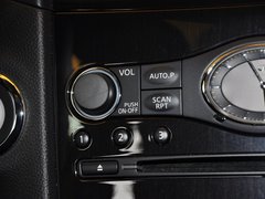 英菲尼迪FX 2013款 FX37 3.7L 自动 超越版 5座