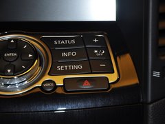 英菲尼迪FX 2013款 FX37 3.7L 自动 超越版 5座