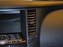 英菲尼迪FX 2013款 FX37 3.7L 自动 超越版 5座