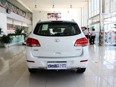 哈弗汽车  2.0T 手动 车辆正后方尾部视角