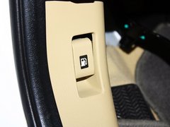 哈弗H6 2012款 2.0T 手动 绿静四驱精英型 5座
