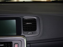 沃尔沃V60 2013款 2.0T 自动 智雅版