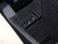 沃尔沃V60 2013款 2.0T 自动 智尊版