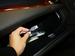 皇冠 2012款 2.5L 自动 V6 Royal真皮版