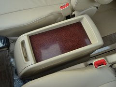 普瑞维亚 2012款 2.4L CVT 豪华版 7座