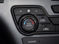 K5凯酷 2012款 2.0L 自动 DLX 特别版