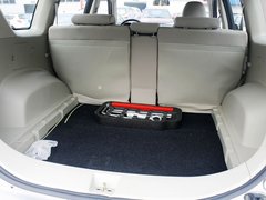 陆风X8 2012款 2.0T 手动 探索版柴油4X4豪华型 5座