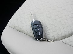 陆风X8 2012款 2.0T 手动 探索版柴油4X4豪华型 5座