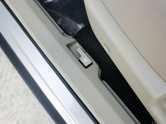 陆风X8 2012款 2.0T 手动 探索版柴油4X4豪华型 5座