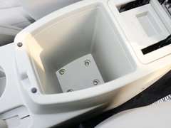 陆风X8 2012款 2.0T 手动 探索版柴油4X4豪华型 5座