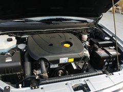 陆风  2.0T 手动 发动机局部特写