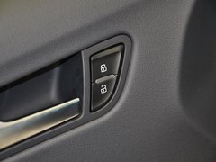 奥迪A4L 2013款 30TFSI 手动舒适型