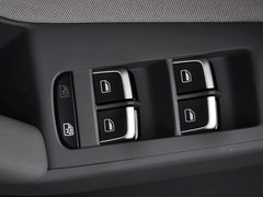 奥迪A4L 2013款 30TFSI 手动舒适型
