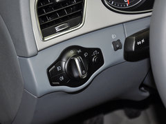 奥迪A4L 2013款 30TFSI 手动舒适型