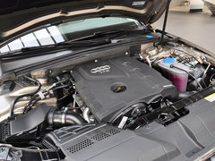 一汽奥迪  30TFSI 发动机主体特写