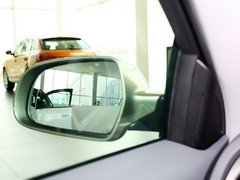 奥迪A4L 2013款 35TFSI 自动标准型