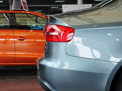 奥迪A4L 2013款 35TFSI 自动技术型