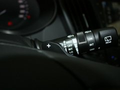 飞思 2012款 1.6T 自动 豪华版