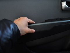 起亚K2 2012款 三厢 1.4L 自动 GLS纪念版