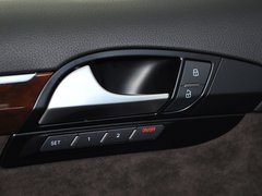 奥迪Q7 2013款 35TFSI 技术型 5座
