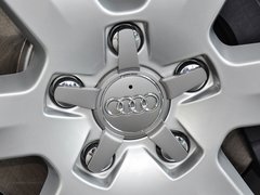 奥迪Q7 2013款 3.0T 35TFSI进取型 5座