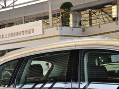 奥迪Q7 2013款 3.0T 35TFSI进取型 5座