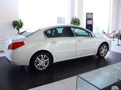 东风标致 标致508 2.0L AT