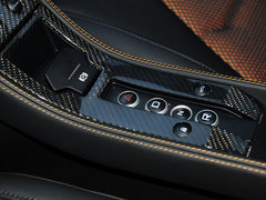 迈凯伦12C 2012款 3.8T DCT 标准型