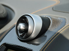 迈凯伦12C 2012款 3.8T DCT 标准型
