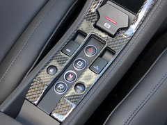 迈凯伦12C 2012款 3.8T DCT 标准型