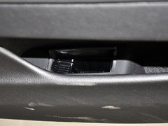宝马5系 2013款 530Li 3.0L 领先型