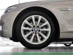 宝马5系 2013款 530Li 3.0L 领先型