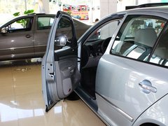 明锐 2012款 1.6L 自动 五周年典藏版5座
