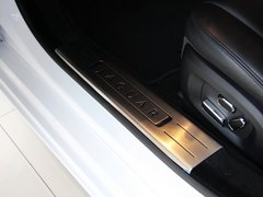 捷豹XJ 2013款 3.0SC 自动 全景商务版