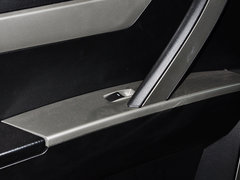 奥轩GX5 2012款 2.4L 手动 汽油四驱天窗版 5座