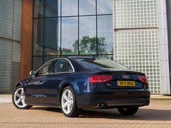 奥迪(进口)  奥迪S8 4.0TFSI AT