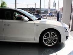 奥迪S8 2013款 4.0TFSI quattro