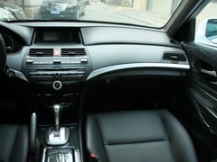 雅阁 2013款 2.0L 自动 SE