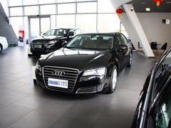 奥迪(进口)  奥迪A8 30FSI 车辆左前45度视角